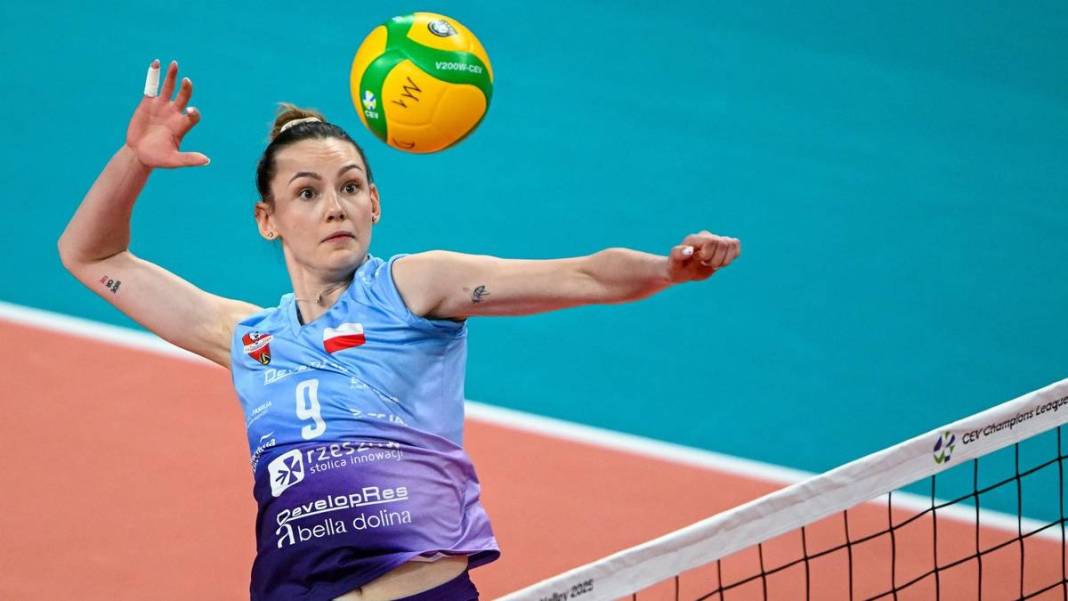Bu transfer Sultanlar Ligi'ni sarsar: Hoş geldin Weronika 9
